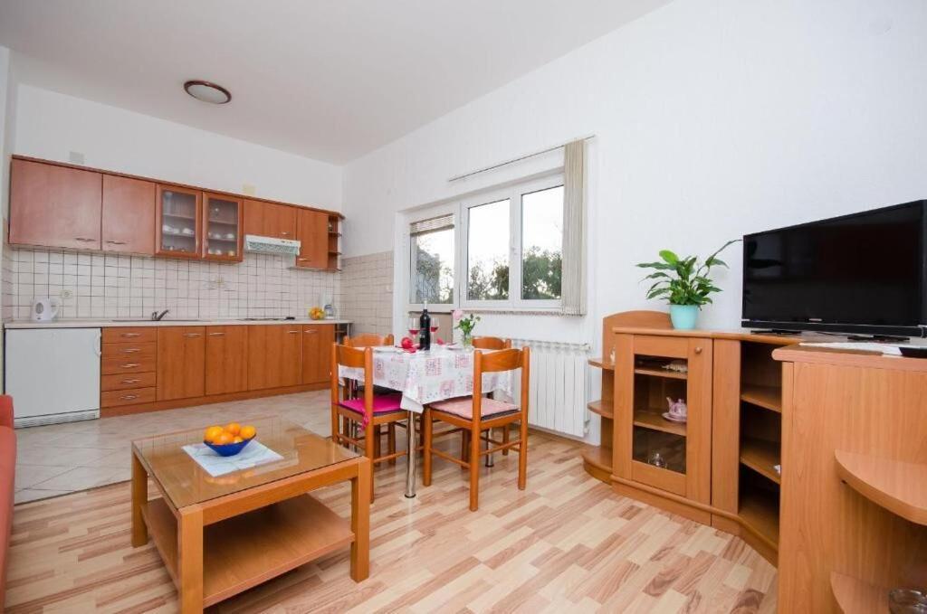 Apartments Krunoslav Punat Dış mekan fotoğraf